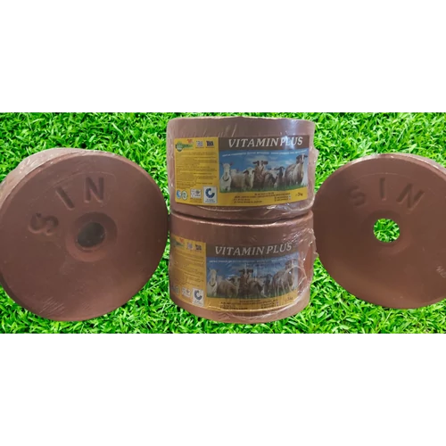 Juhtartó - Szarvasmarhatartó - Lótartók figyelem --- Extra vitaminos nyalósó 3 kg