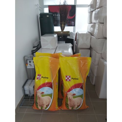 A Purina® bárány plusz indító takarmánykeverék 40 kg/zsák